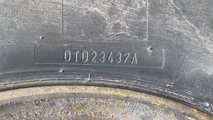 Example Tire Commercial ID